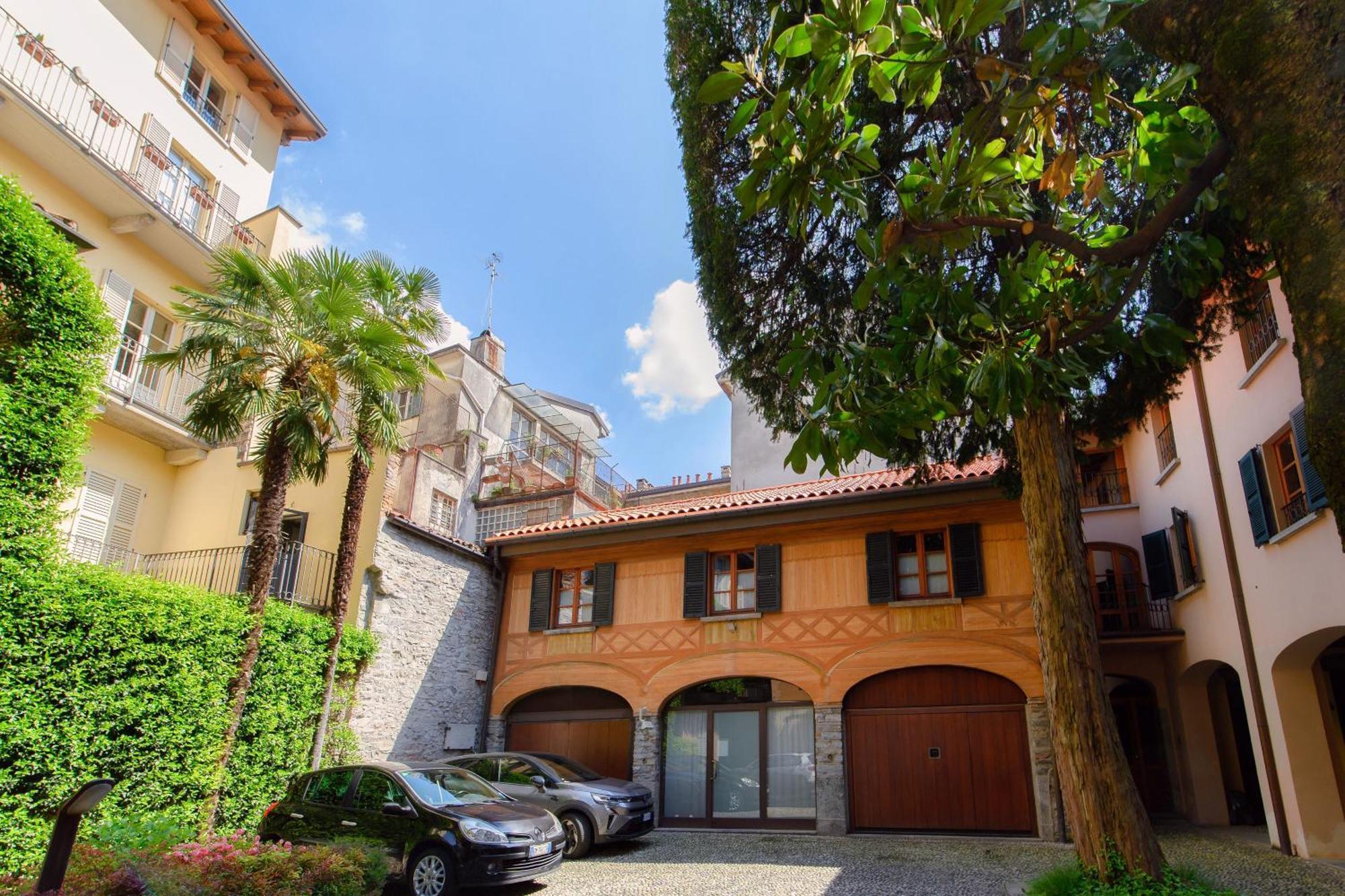 Corte Delle Rondini - Bymyhomeincomo Ngoại thất bức ảnh