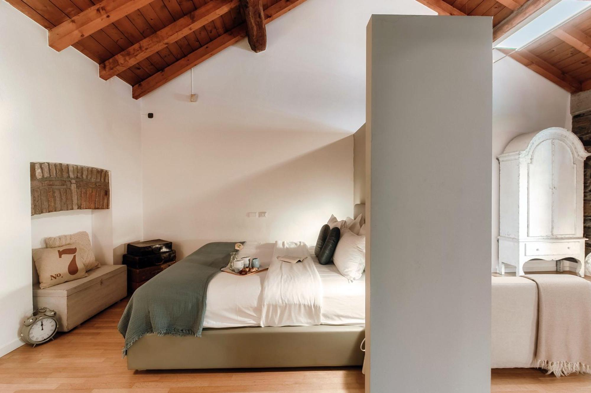 Corte Delle Rondini - Bymyhomeincomo Ngoại thất bức ảnh