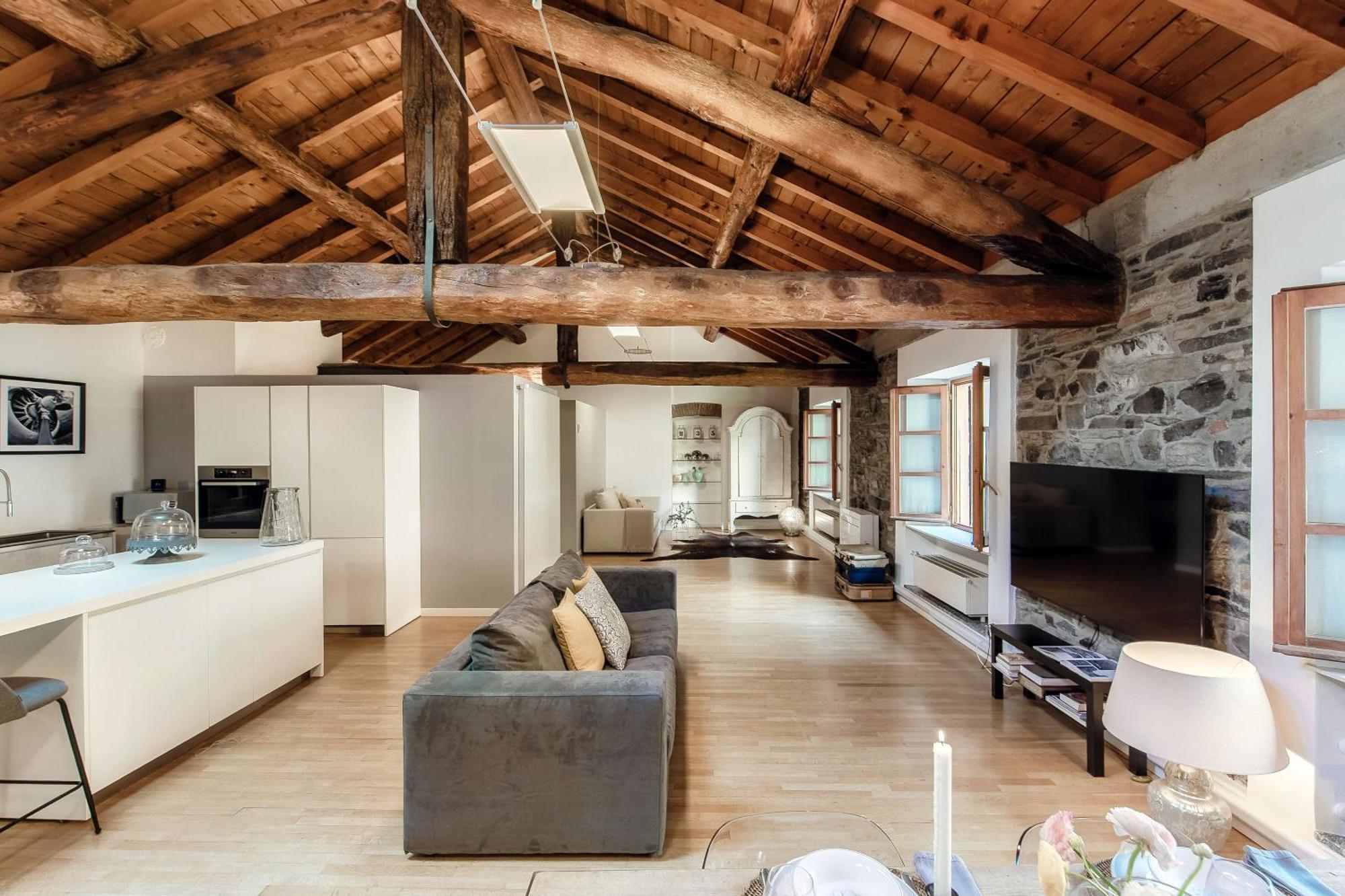 Corte Delle Rondini - Bymyhomeincomo Ngoại thất bức ảnh