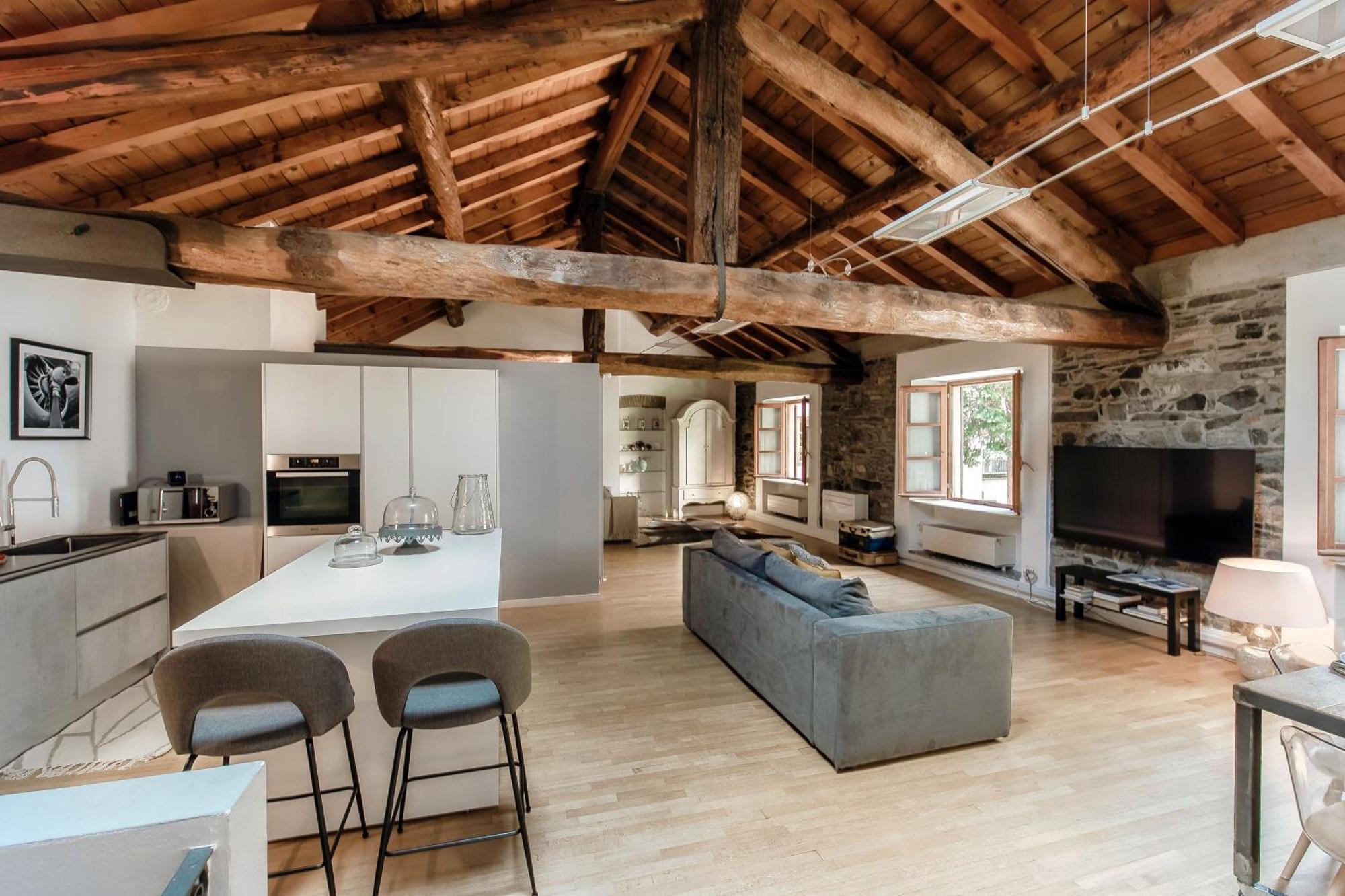 Corte Delle Rondini - Bymyhomeincomo Ngoại thất bức ảnh