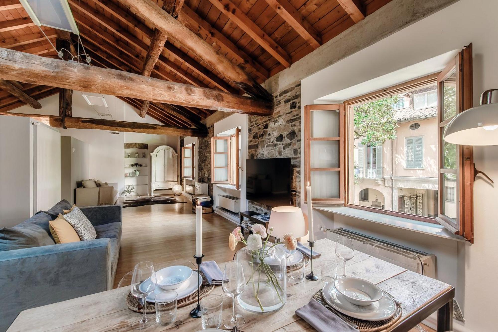 Corte Delle Rondini - Bymyhomeincomo Ngoại thất bức ảnh