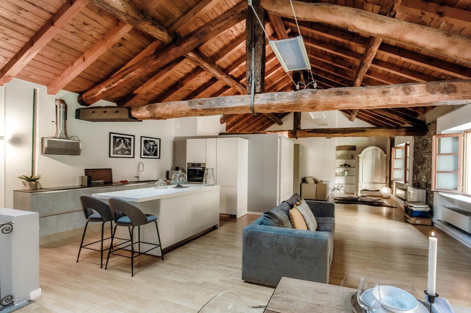 Corte Delle Rondini - Bymyhomeincomo Ngoại thất bức ảnh